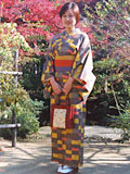 着物の素材｜大島紬、久米島紬、牛首紬｜着物の仕立て屋花うさぎ(神戸)